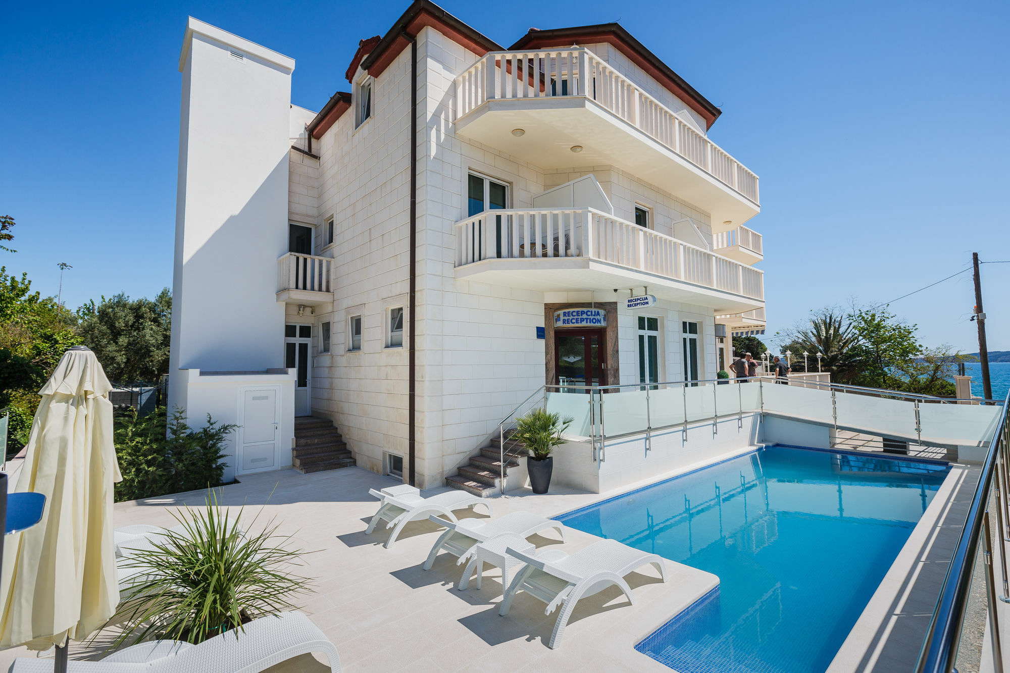Hotel Villa Zarko Kaštel Stari エクステリア 写真