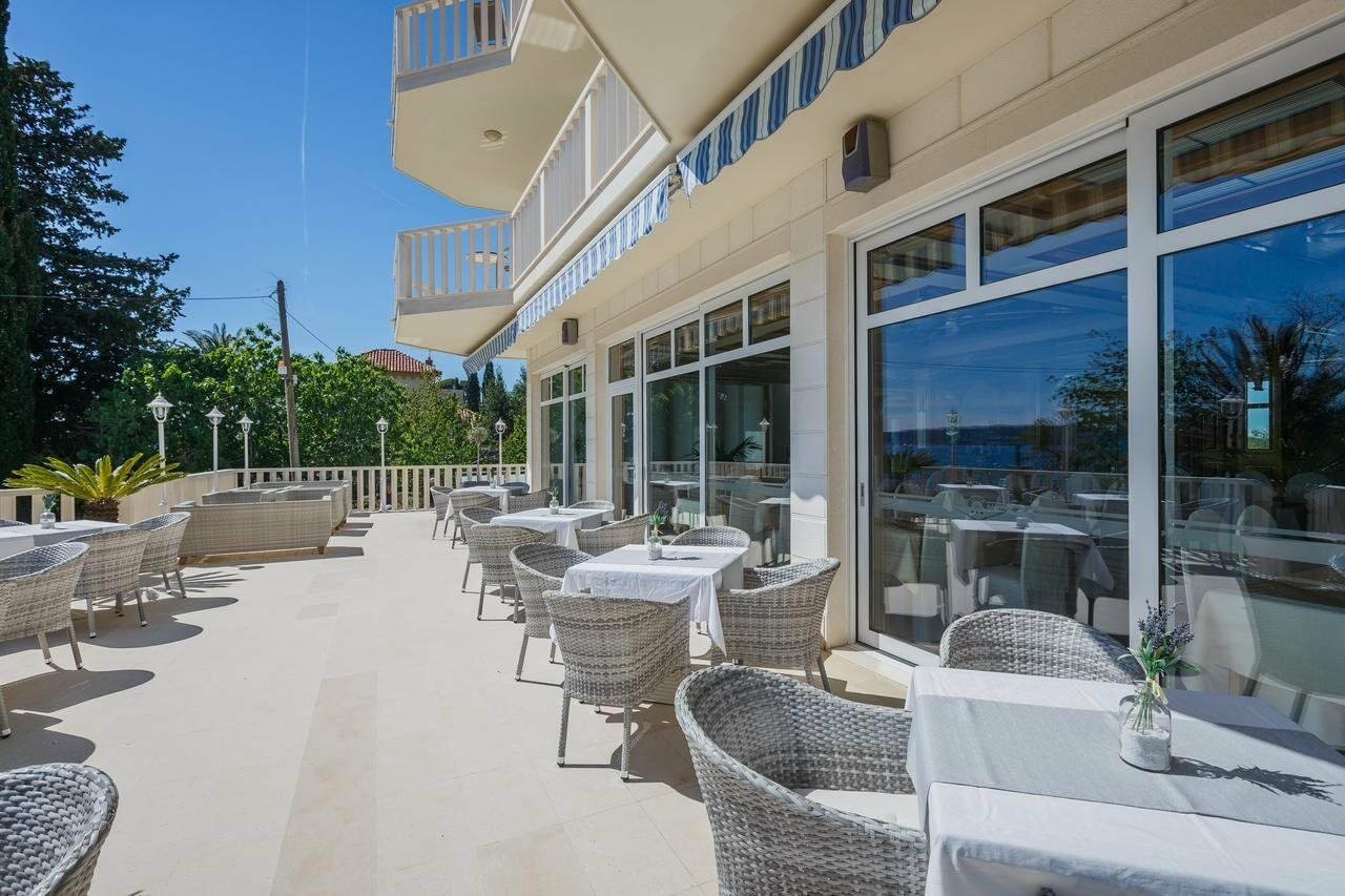 Hotel Villa Zarko Kaštel Stari エクステリア 写真