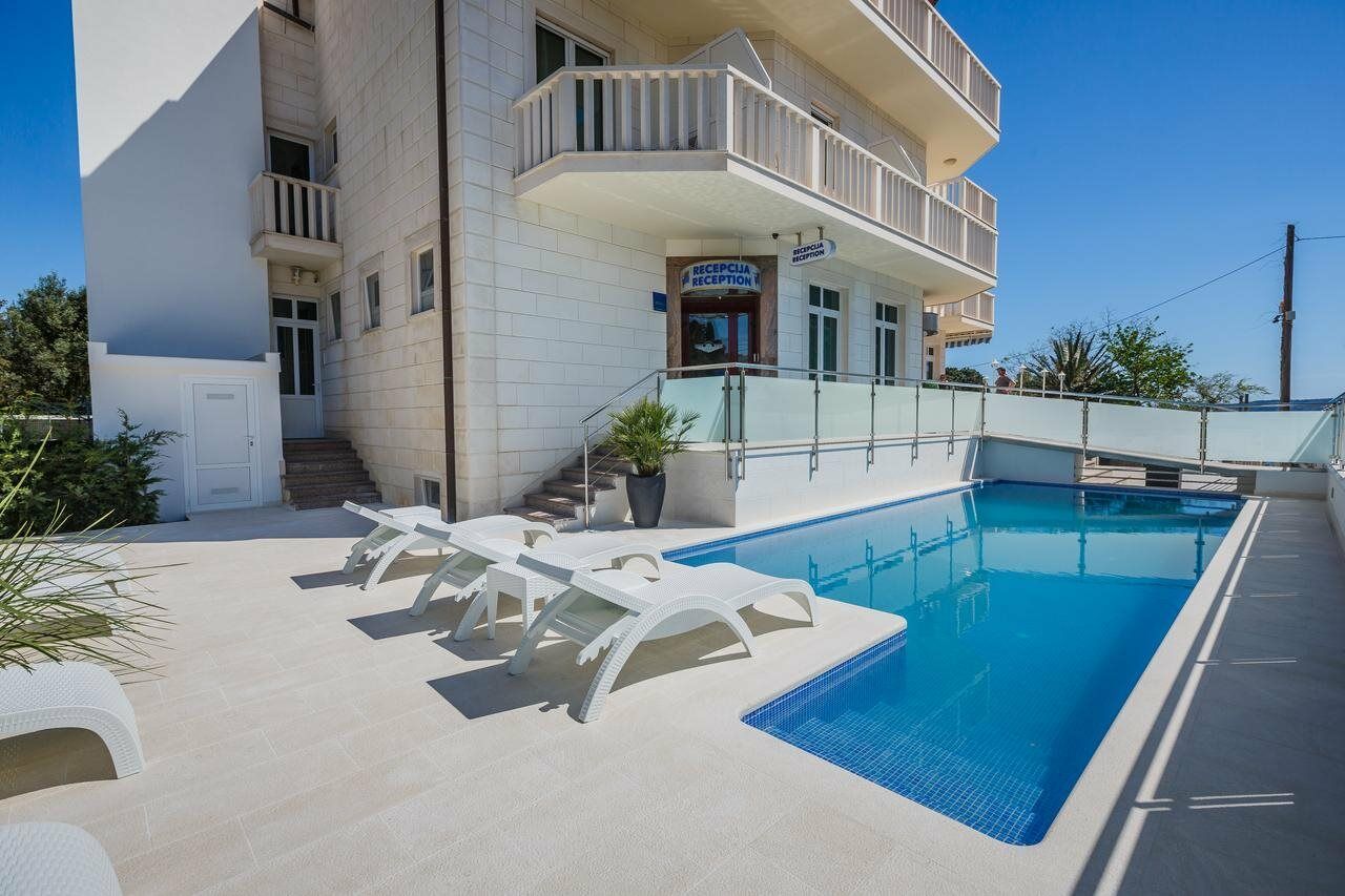 Hotel Villa Zarko Kaštel Stari エクステリア 写真